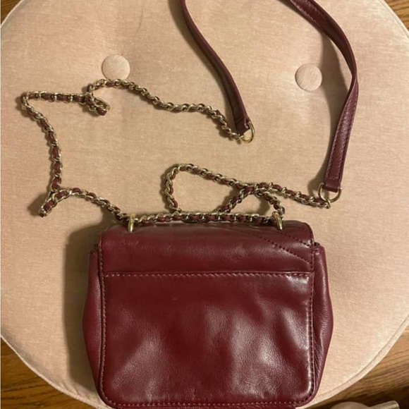 Tory Burch Quilted Crossbody - Picture 4 of 4